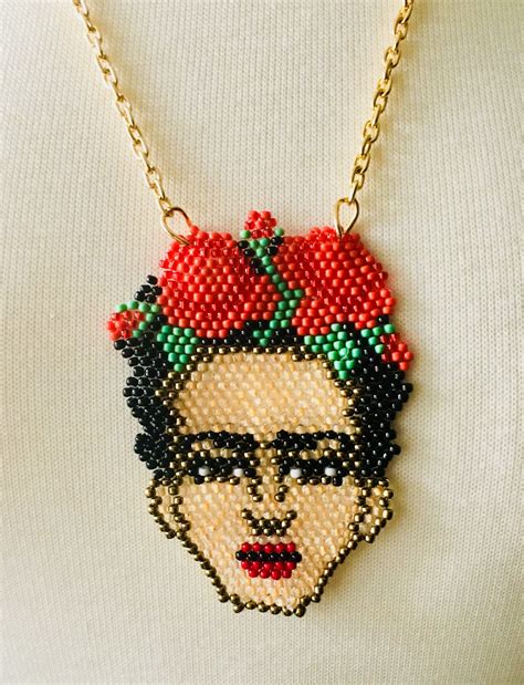 frida kahlo necklace.